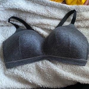 Cacique Lightly Lined Lounge Bra 40DDD